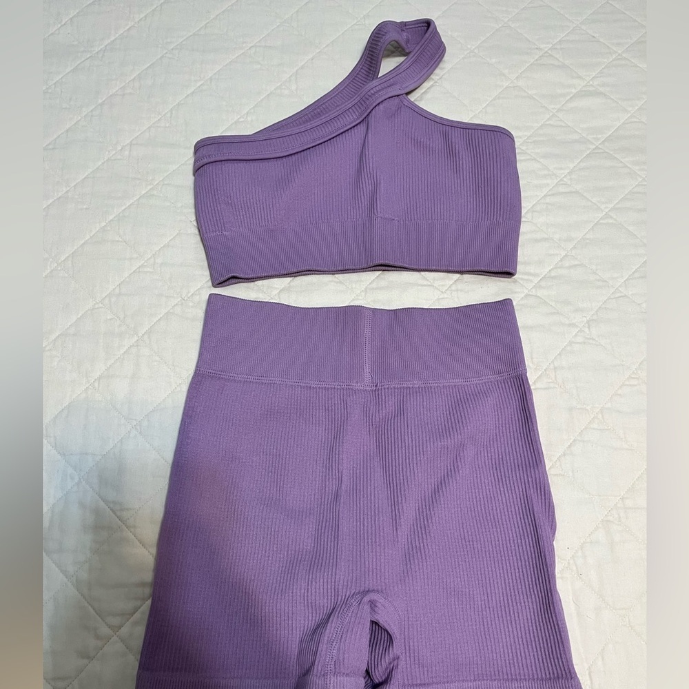 Purple One-Shoulder Ribbed Workout Set
